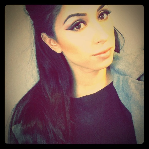 Meet your Posher, Shayla - Picture 1 of 1