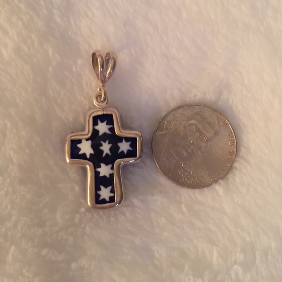 Sterling Silver Cross Pendant - Picture 3 of 3