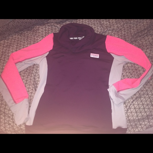 💥Final Price 💥NWT Pink cowl neck hoodie