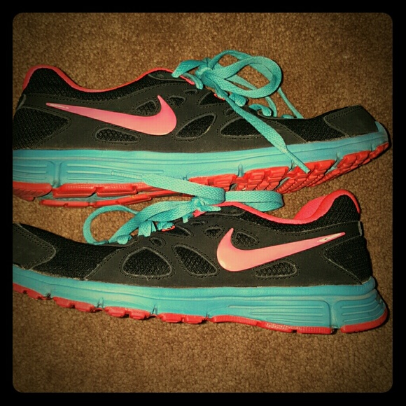 Nike running shoes 8