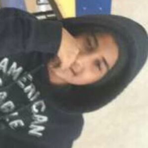 Meet your Posher, Mhamad