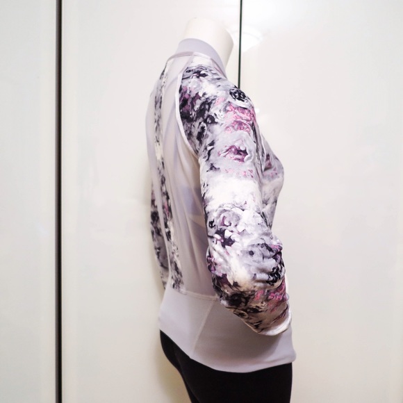 SOLD lululemon lucky jacket 4 - Picture 2 of 4