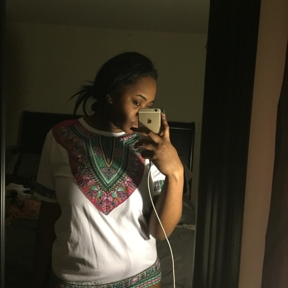 African/Aztec print top - Picture 2 of 4