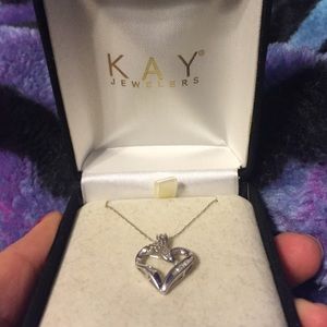 Kay's 10k White gold necklace diamond heart