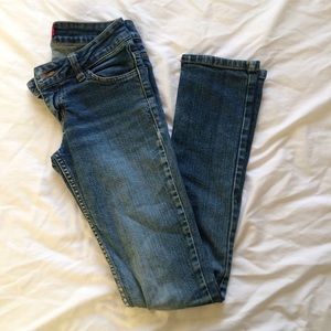 🌿 Medium Washed Jeans 🌿