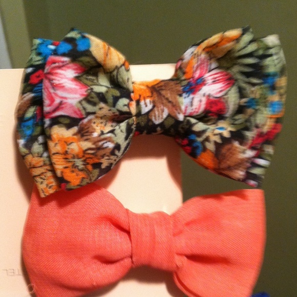 Hair bows - Picture 2 of 3