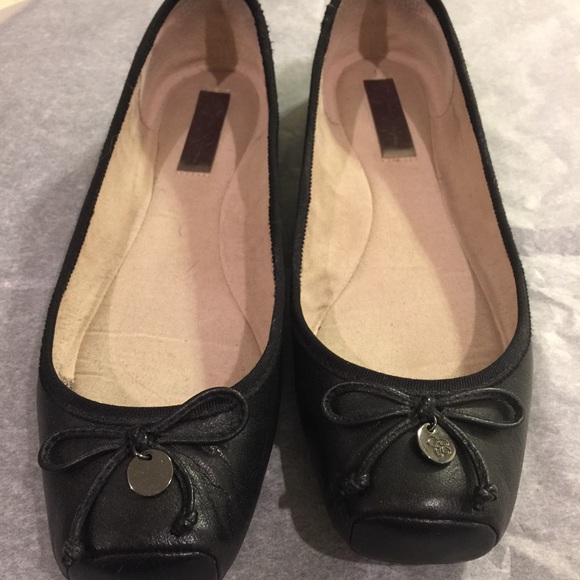 Black flats