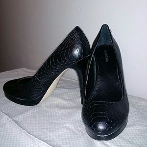 Calvin Klein Leather Faux Snakeskin "Gilda" Pumps