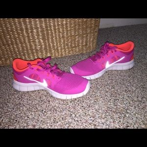 Youth 7 Nikes