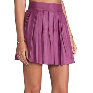 Alice + Olivia Box Pleat Leather Skirt- Size 4