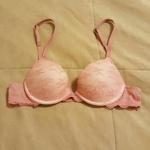 Victoria's Secret Pink Lace BIOFIT Bra