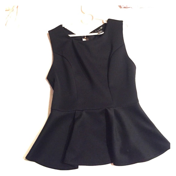 LAST CHANCE: Forever 21 black peplum top