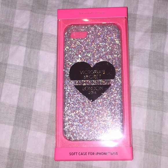 NWT-Victoria Secret Soft Case IPhone 5/5S - Picture 1 of 2