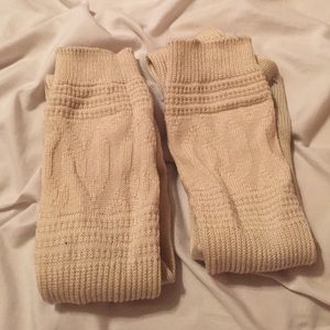 OTK SWEATER SOCKS