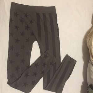 Gray and black leggings size M/L