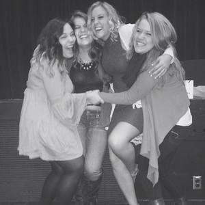 Meet your Posher, Adrianne