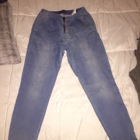 Zara Jeans