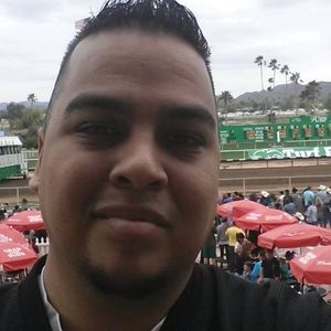 Meet your Posher, Chris