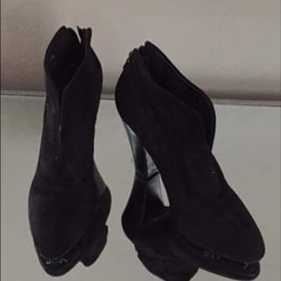 Steve Madden booties
