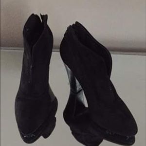 Steve Madden booties