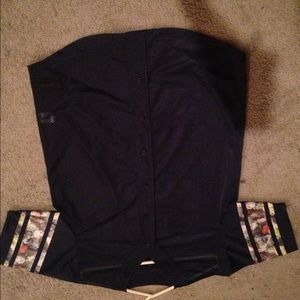 On the byas floral jersey size M