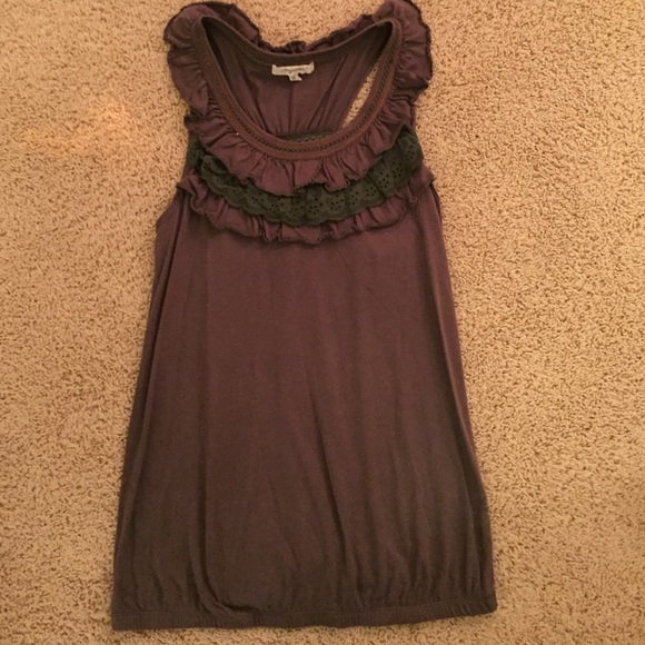 Sleeveless Top, with stitching and Ruffles