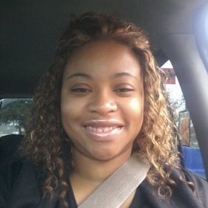 Meet your Posher, Candice