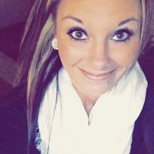 Meet your Posher, Stacy