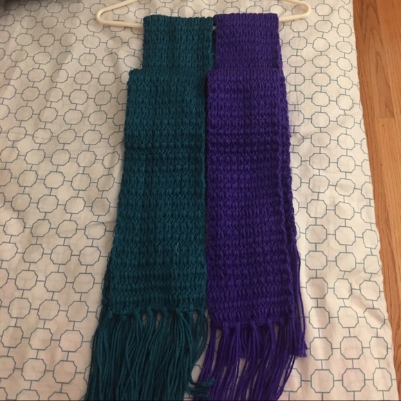 Handmade scarfs in purple and tilt colors - Picture 4 of 4