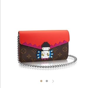 Meet your Posher, Roxanne