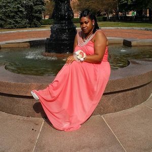 Meet your Posher, Loving jakeena