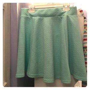H&M Mint Quilted Pattern Skater Skirt