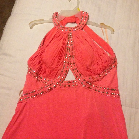 Prom dress ! - Picture 1 of 3