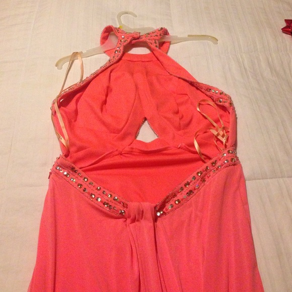 Prom dress ! - Picture 2 of 3