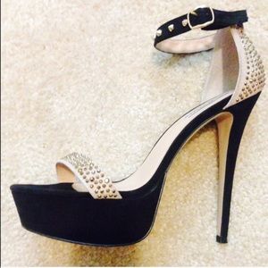 Steve Madden Heels-RESERVED