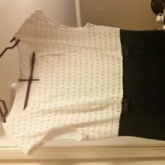 Dress barn Navy Blue and White sheath dress