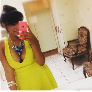 Meet your Posher, Gabriela