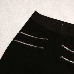 H&M black zipper leggings