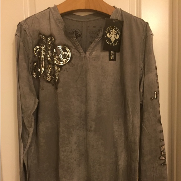 NWT AFFLICTION long sleeve v-neck 2XL men's tee