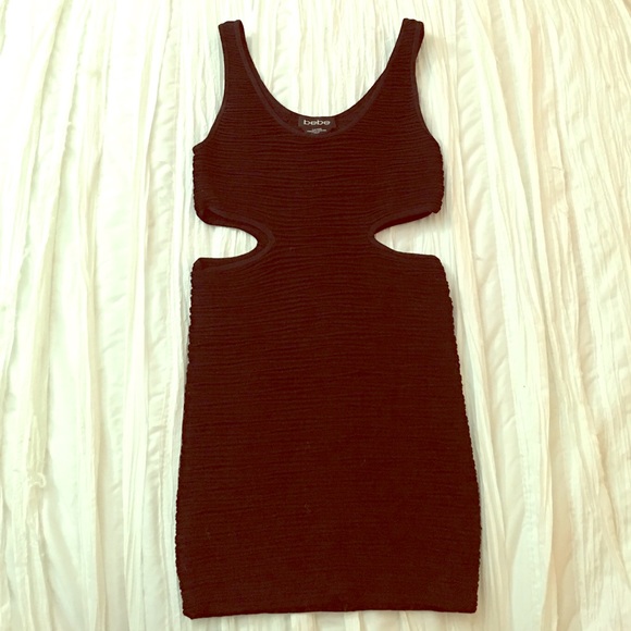 Bebe Body con mini dress with cut out detail