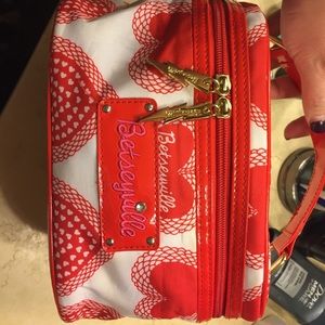 Betseyville Makeup Bag