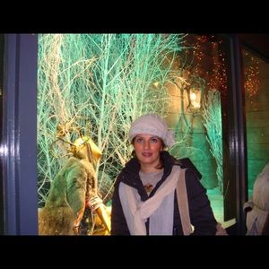 Meet your Posher, Afsoun