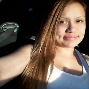 Meet your Posher, Lorena