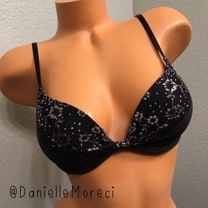 ⚡️Final mark down - NWT VS Push-up bra