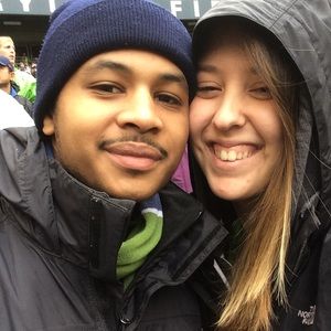 Meet your Posher, Casey