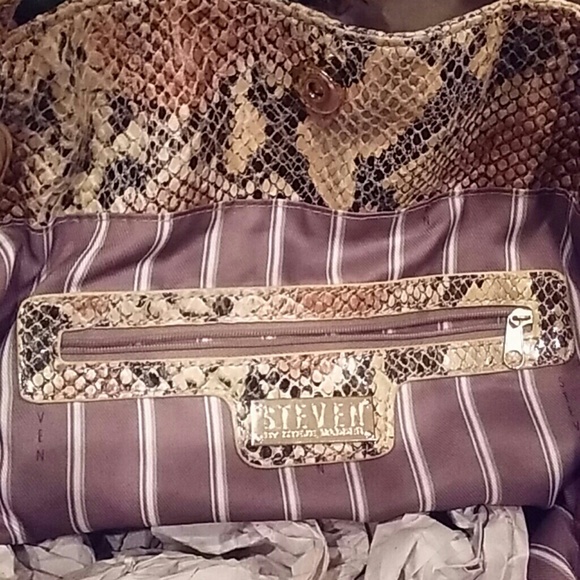 Final mark down - Picture 2 of 4