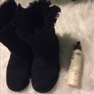 Black Bow Uggs
