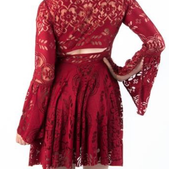 FREE PEOPLE BEAUTIFUL LACE DRESS - Picture 4 of 4