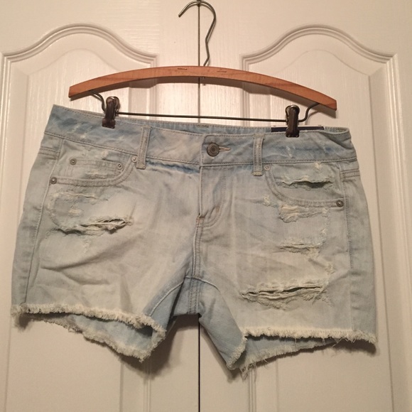 AE frayed hem midi shorts
