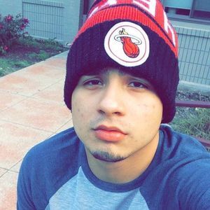 Meet your Posher, Javier